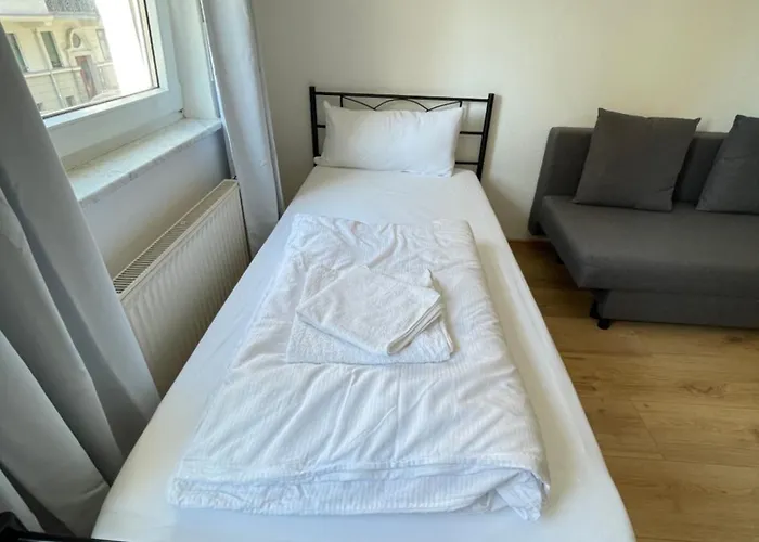 Apartament In Stoetteritz With Balcony - Great Public Transport Links To The Lipsk