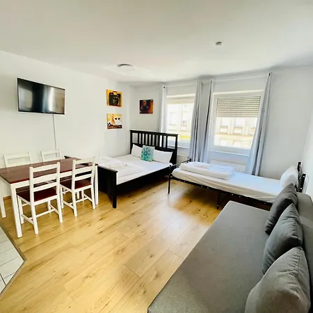 In Stoetteritz With Balcony - Great Public Transport Links To The